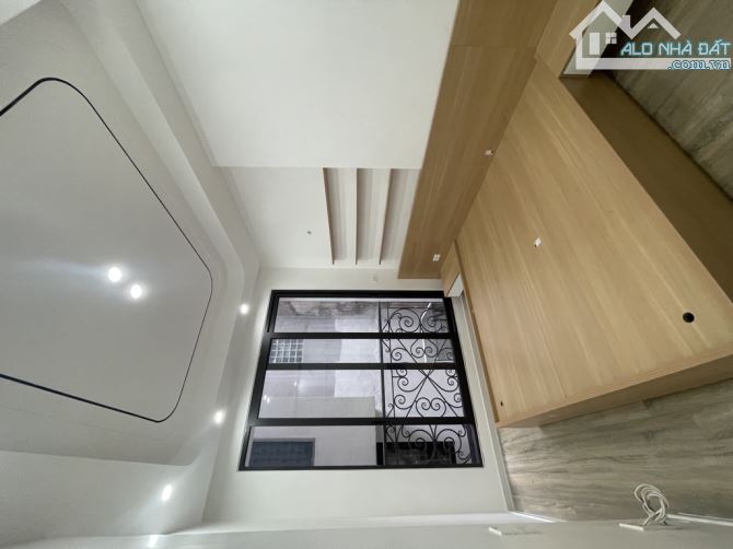 BẠCH MAI - NHÀ GẦN PHỐ - NGÕ RỘNG 4M - NHÀ CỰC ĐẸP FULL NỘI THẤT - 6