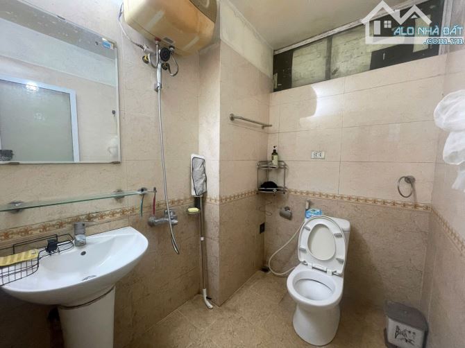 Cho Thuê CCMN Ngõ 111 Xuân Diệu Tây Hồ 25m2 Studio Ban Công Cửa Sổ Vskk Thang Bộ Full Đồ - 6
