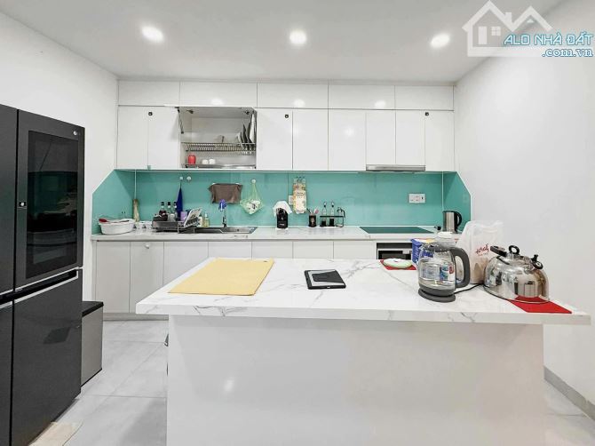 Bán nhà Bình Thạnh hẻm xe hơi 117 Nguyễn Hữu Cảnh - 4x18m 3 tầng sát Quận 1 Full nội thất - 6