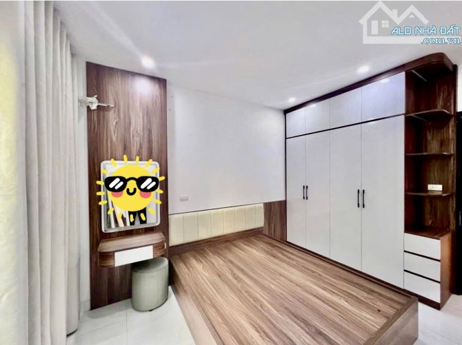 Bán nhà NGUYỄN SƠN, LONG BIÊN - 41m2 x 4 Tầng - 8.85 Tỷ (TL) - 6