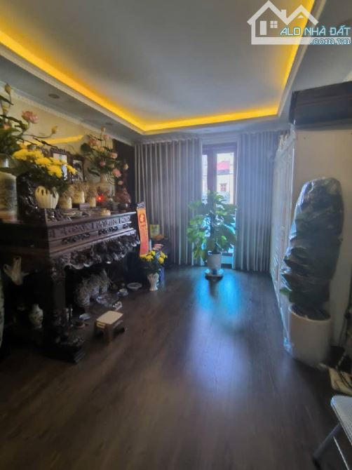 Bán nhà Ngọc Thụy gần trường Việt Pháp, 40m, 7T thang máy, ô tô tránh, gara ô tô, 12 tỷ - 5