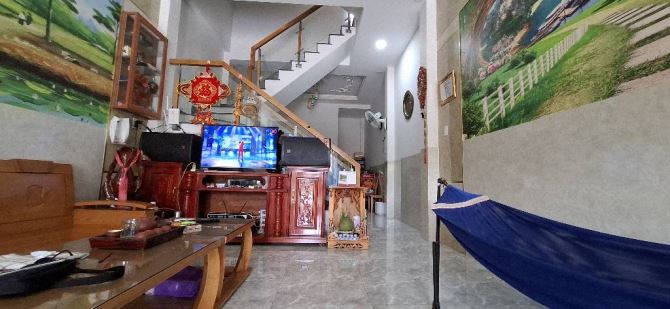Nhà 2 Tầng Dĩ An, 61m2, Xe Hơi tránh, Sổ Hồng Riêng hơn 3 tỷ - 6