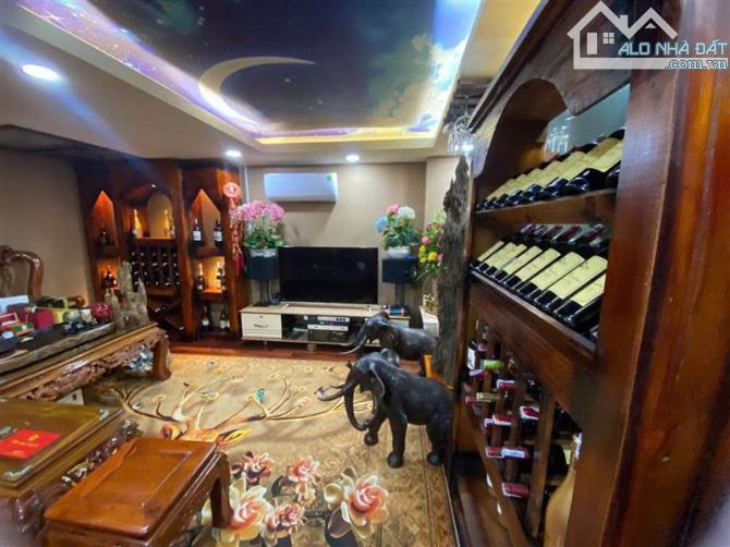 Nhà đẹp, hiếm Hoàng Hữu Nam Long Thạnh Mỹ, 5 Tầng, 60m2, giá 8,85 tỷ, đường 8met - 6