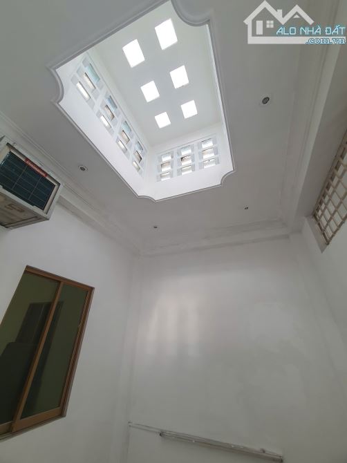 nhà MTKD ngay vòng xoay Hậu Giang, 50 triệu, 4.3 x 25m, 5 tầng, khu Ngân hàng Salon oto - 6