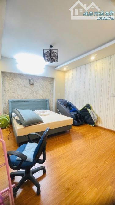 TÒA NHÀ TO- MẶT TIỀN ĐƯỜNG LỚN-DÒNG TIỀN CAO-BÁN NHÀ 4×30-5TẦNG MT ĐƯỜNG NGUYÊN OANH GÒ VẤ - 6
