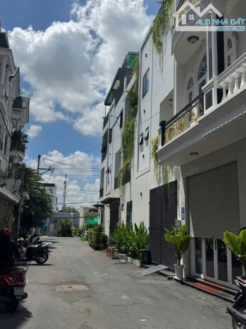 NHÀ 4 TẦNG,ĐƯỜNG 8M,KHU VIP ĐỒNG BỘ HIỆP THÀNH, QUẬN 12 -CHĨ 5TY990 - 6
