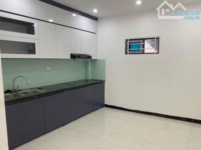 BÁN NHÀ XÃ HỮU HÒA THANH TRÌ 37M 4 TÀNG MT3,62M 3PN GẦN TRƯỜNG CHỢ SỔ ĐỎ RIÊNG CHỈ 4.5 TỶ - 6