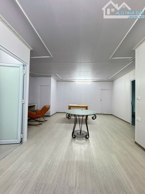 BÁN TẬP THỂ TẦNG 5 ,BỘ T .CHÍNH, 43 NGUYỄN NGỌC DOÃN, ĐỐNG ĐA. 150M2 – 5PN. 4,48 TỶ - 7