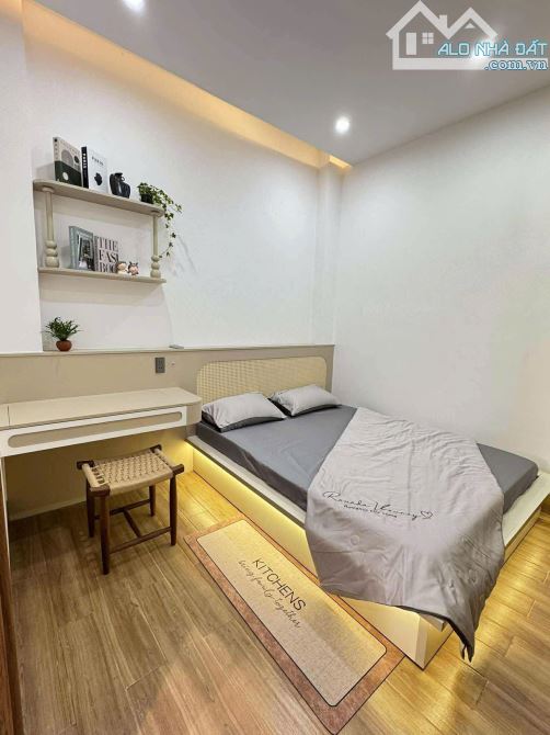 Bán nhà mới full nội thất mặt tiền Trần Cừ , BMT - 7