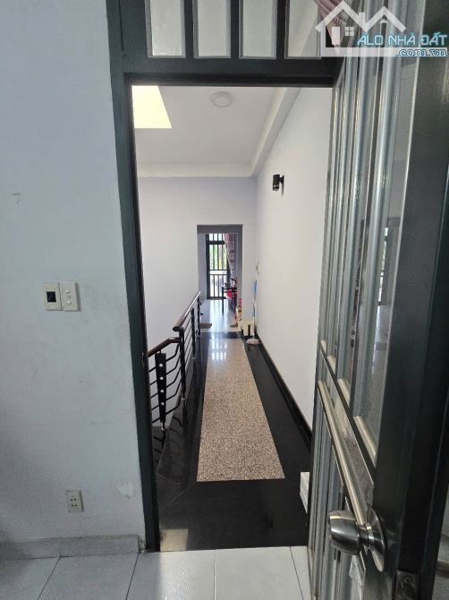 Nhà Hẻm Xe Hơi 84m2, 3 Tầng, Nguyễn Súy - Tân Phú, Chỉ 8 Tỷ 9 - 7