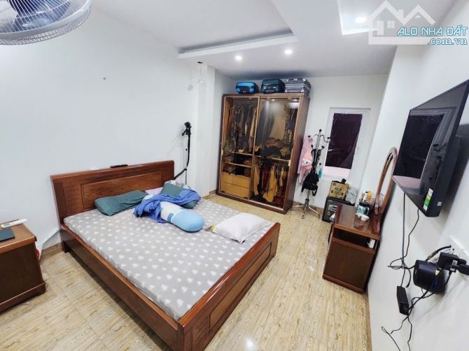 MẶT PHỐ DÂN XÂY OTO TRÁNH - FULL NỘI THẤT - Ô CHỜ THANG MÁY - BAY NHANH - 7