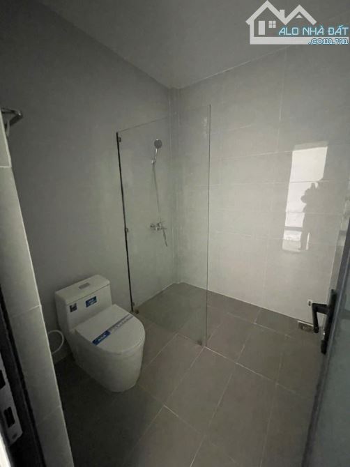 BÁN NHÀ MỚI KHU PHỐ MỸ LƯƠNG - MỸ PHONG - GIÁ 1 TỶ 530 / HOÀN CÔNG - SỔ HỒNG RIÊNG - 7