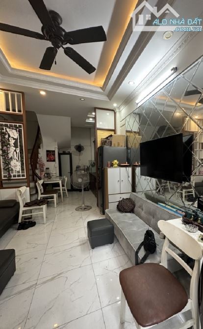 🔥 NHÀ PHỐ NGỌC TRÌ - THẠCH BÀN_HƠN 5 TỊ 🔥 NGÕ SIÊU NÔNG – FULL NỘI THẤT XỊN – Ở NGAY - 7