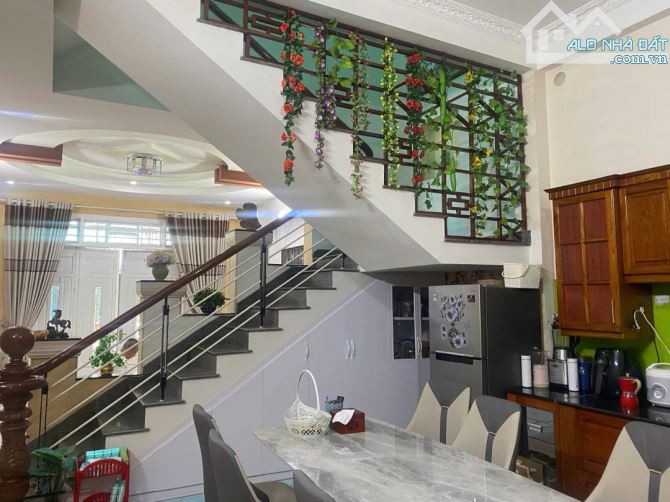NHÀ MẶT TIỀN HOÀNG ĐẠO THUÝ – 109M² – 3 TẦNG 3 MÊ – FULL NỘI THẤT – GIÁ 7.8 TỶ - 7