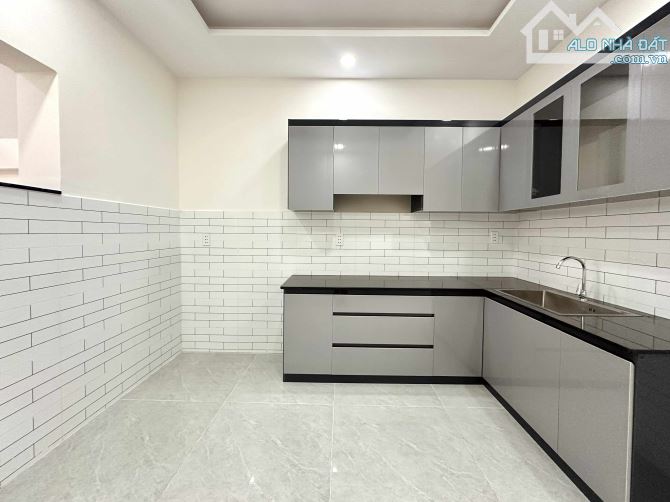 NGUYỄN VĂN ĐẬU GIÁP PHAN ĐĂNG LƯU - HXH 7 CHỖ - 2 TẦNG MỚI ĐẸP - VIEW CÔNG VIÊN - 63M2 - 7