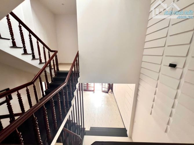 Bán nhà 3 tầng đẹp MT đường 15m Nguyễn Thị Định, gần chợ An Hải Bắc, Sơn Trà - 7