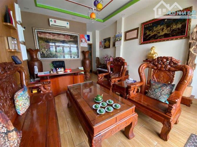 Nhà đẹp, hiếm Hoàng Hữu Nam Long Thạnh Mỹ, 5 Tầng, 60m2, giá 8,85 tỷ, đường 8met - 7