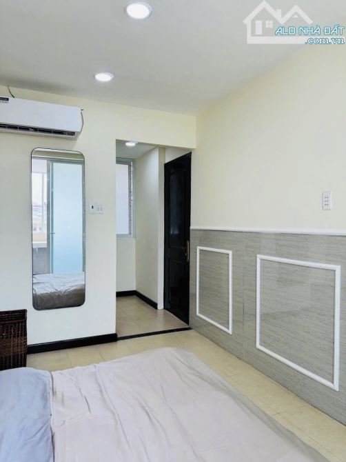 Bán nhà Phú Nhuận - khu phân lô - xe hơi - 5 tầng - kimh doanh - 7