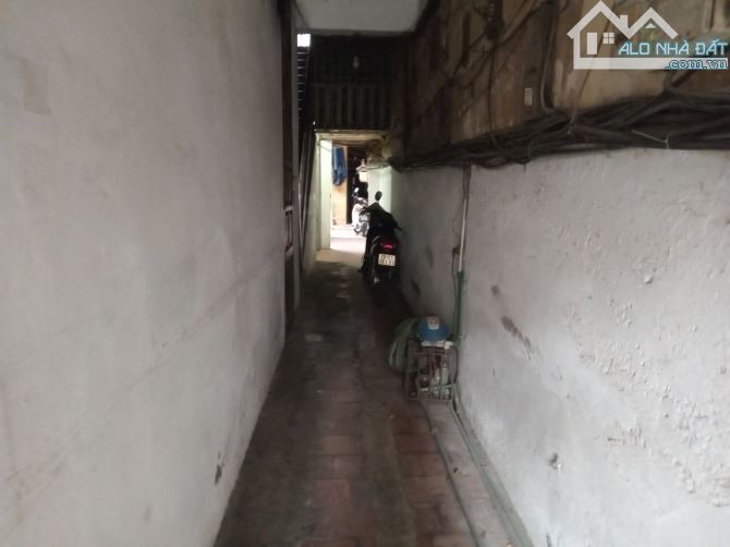 Bán nhà mặt phố Hàng Bông - Hàng Gai - 520m2 - 2 tầng - KD tốt - 240 tỷ