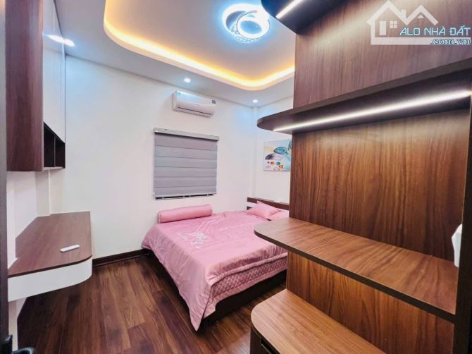 ☘️☘️☘️Nguyễn Đổng Chi 36m2 - 4 tầng - dân xây - phân lô - cách 1 nhà ra phố   - Tiếp giáp - 2