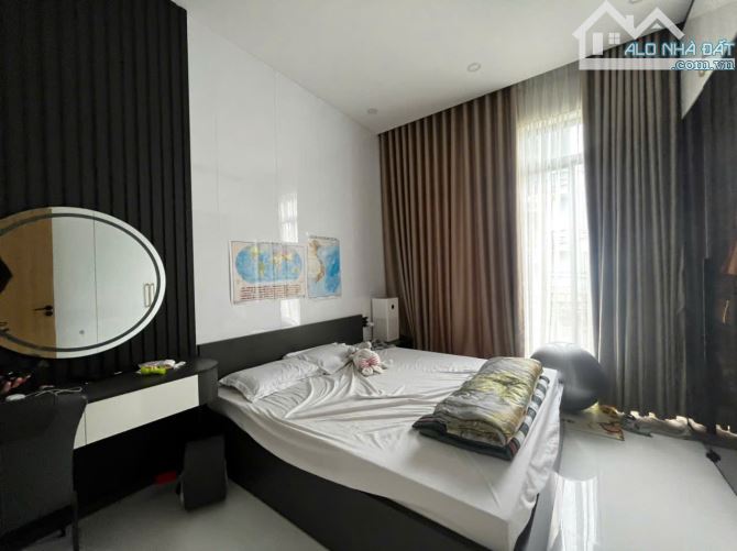 💥💥 BÁN NHÀ 3 TẦNG MT KINH DOANH ĐƯỜNG NGUYỄN CÔNG TRỨ. TRUNG TÂM PHỐ - 8