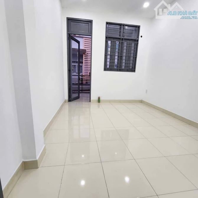 Nhà mới đẹp Nguyễn Tri Phương 2 lầu, 3.2x9 - 2PN 3WC 12tr gần ĐH Kinh Tế - 8