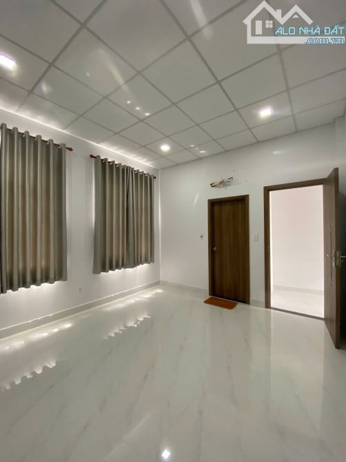 Nhà MỚI 1 trệt 1 lầu 5,2x11 Tỉnh Lộ 10 gần TÊN LỬA - Giá 5,3 tỉ - 8