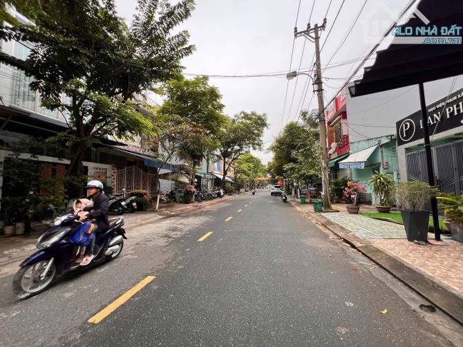 Bán nhà đẹp 3 tầng mặt tiền đường 7m5 Hoài Thanh, gần Dương Khuê, Mỹ An, Ngũ Hành Sơn. - 8