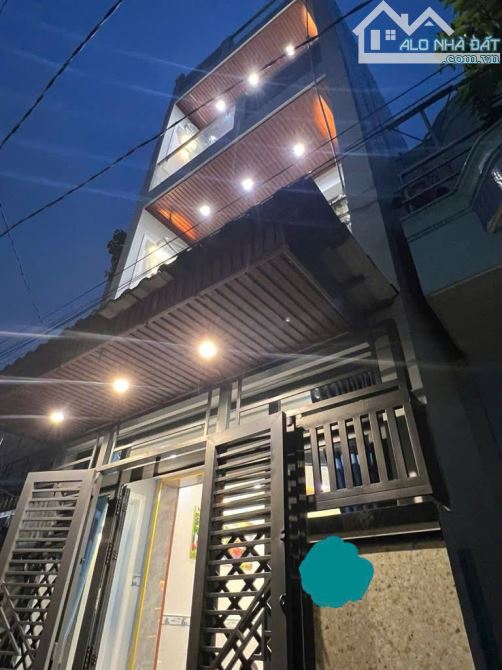 CHỦ NHÀ ĐỊNH CƯ BÁN GẤP NHÀ PHẠM THẾ HIỂN - DTSD 31M2 - GẦN TRUNG TÂM QUẬN 8, CÁCH QUẬN 1 - 8