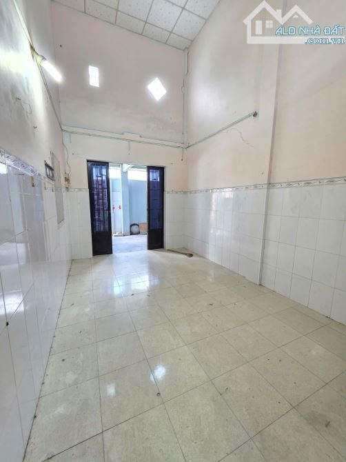 Bán 2 căn nhà rẻ 2,75 tỷ gần chợ Dĩ An 1 chỉ 500m, p.Tân Đông Hiệp, Tp.Dĩ An M7785 - 8