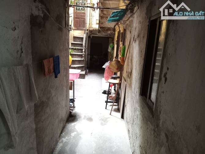 Bán nhà mặt phố Hàng Buồm 450m2, mặt tiền 15.5m, giá 204 tỷ