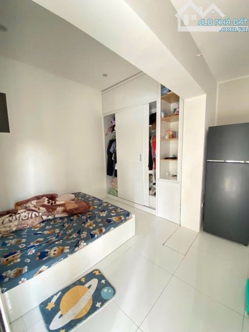 BÁN TẬP THỂ TẦNG 5 ,BỘ T .CHÍNH, 43 NGUYỄN NGỌC DOÃN, ĐỐNG ĐA. 150M2 – 5PN. 4,48 TỶ - 9