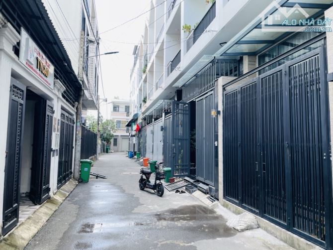 NHÀ 3 TẦNG HẺM XE HƠI – ĐS 12, P. HIỆP BÌNH PHƯỚC, THỦ ĐỨC – 69M² (4x17) – CHỈ 6.7 TỶ - 9