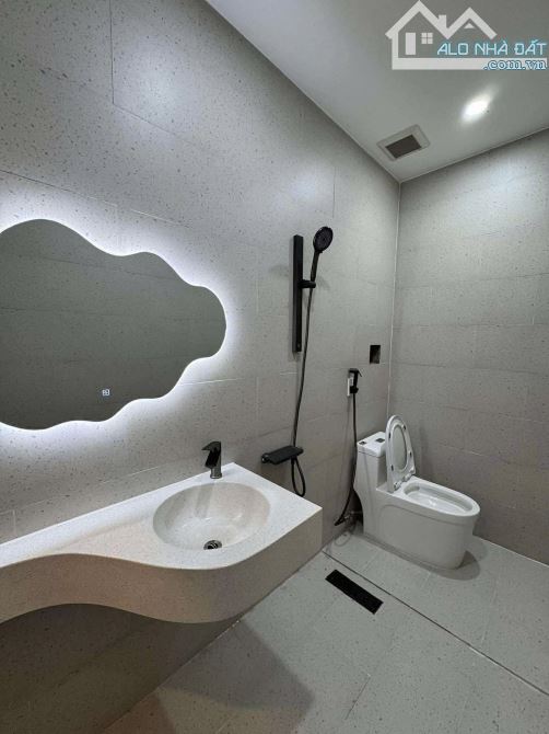 Bán nhà mới full nội thất mặt tiền Trần Cừ , BMT - 9