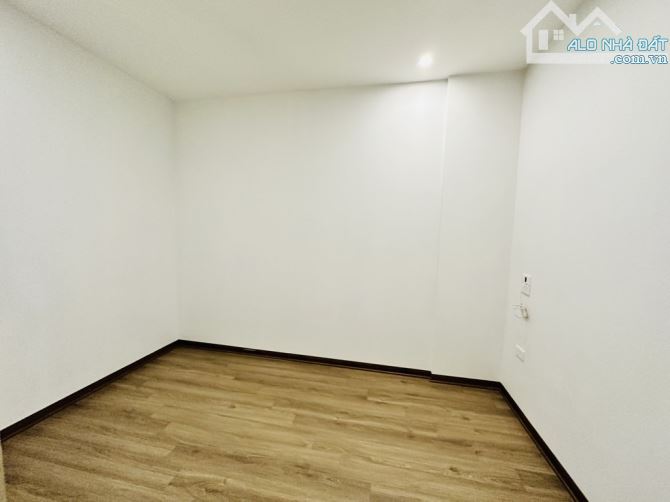 Bán nhà Phố Việt Hưng, 40m2,   máy, 6 tầng, Chào 7.95 tỷ,  - Full nội thất sang xịn - 9
