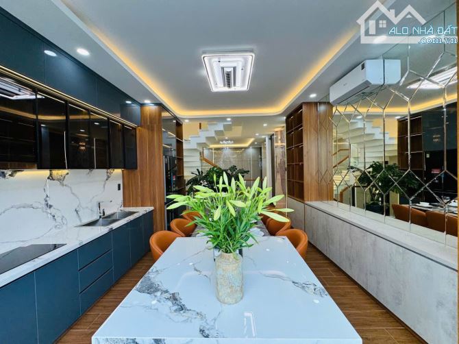 BÁN NHÀ ĐẸP TÂM HUYẾT TÔ HIẾN THÀNH – P.4, VŨNG TÀU, ĐƯỜNG 2 OTO TRÁNH NHAU,CHỈ 12,5 TỶ - 9