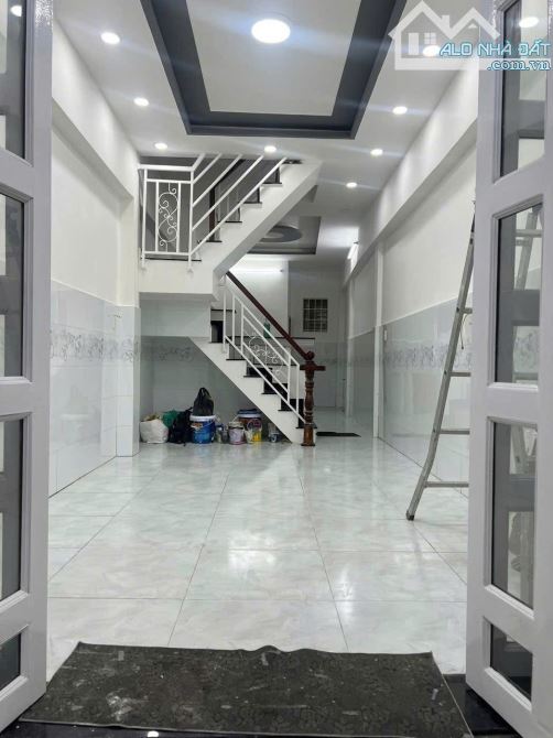 Nhà hẻm 4m Âu Dương Lân Phường 3, Quận 8  - Diện tích: 3.2 x 13m (nở hậu nhẹ) - 9