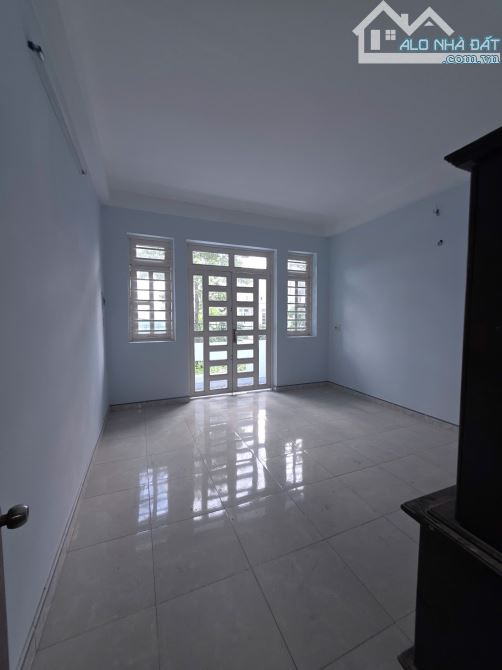 Bán nhà 99,4m2 trệt 2lầu 4ty2 TL  5x20m KDC Biconsi p.Tân Bình Tp.Dĩ An - 9
