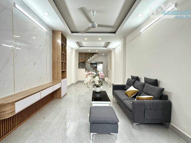 NGUYỄN VĂN ĐẬU GIÁP PHAN ĐĂNG LƯU - HXH 7 CHỖ - 2 TẦNG MỚI ĐẸP - VIEW CÔNG VIÊN - 63M2 - 9