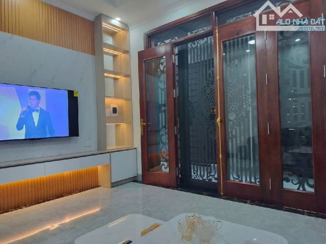 NHÀ MỚI CỰC ĐẸP – NHỈNH 6 TỶ - KHUYẾN LƯƠNG – HOÀNG MAI