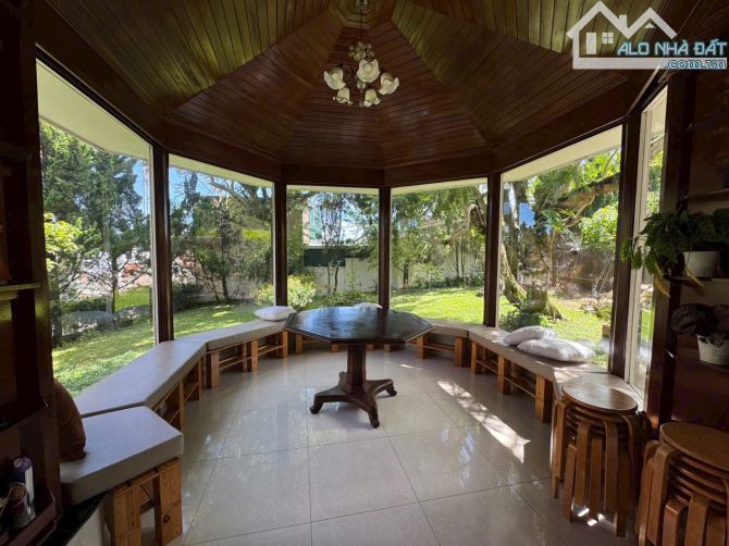VILLA SÂN VƯỜN 1.200M2 - SỔ FULL XD - VIEW HỒ XUÂN HƯƠNG -MẶT TIỀN 30MET SƯƠNG NGUYỆT ÁNH - 9