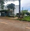 BÁN ĐẤT TẶNG NHÀ MẶT TIỀN Y LINH NGAY KHU TÂN PHONG - Loctran