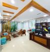 tòa nhà chính chủ 5 tầng, 2 mặt tiền đường cách biển Bãi Trước 600m, bãi tắm Thuỳ Vân VT