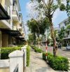 Chính chủ gửi bán nhà phố Verosa Park, Phú Hữu kế cận Q2, 5