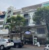 CHO THUÊ NHÀ 330 - 332 CAO THẮNG Q10, DIỆN TÍCH: 9x20M, TRỆT 4 LẦU, GIÁ 150 TRIỆU