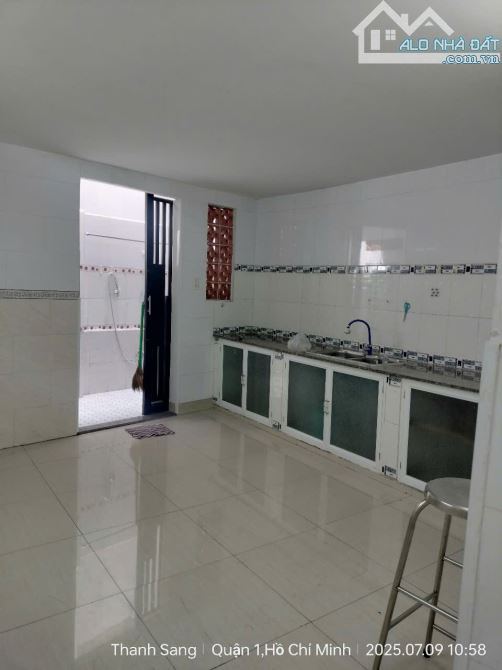 Nhà 1 Trệt 1 Lầu 4x13m nở hậu 2 Phòng 2 wc Hẻm 232 Võ Văn Kiệt Giá 13 Triệu