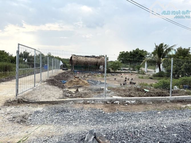 Cần bán 508m2 đất nuôi thuỷ sản, ở ấp 2-3, xã Hiệp Phước, huyện Nhà Bè giá 1 tỷ