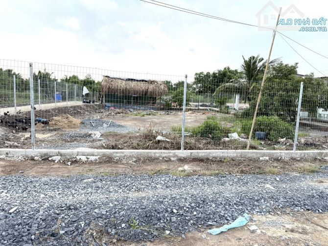 Cần bán 508m2 đất nuôi thuỷ sản, ở ấp 2-3, xã Hiệp Phước, huyện Nhà Bè giá 1 tỷ - 1