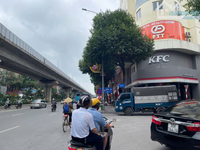 Bán nhà_Quang Trung_ Ô tô ngay cửa_ Dân xây _Vuông Vức _ Chỉ 6.x tỷ - 4