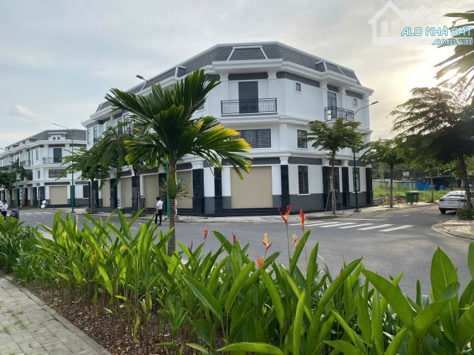 Vay Vietcombank & OCB – lãi suất chỉ 6.5%/năm, ân hạn 24 tháng